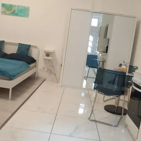 Apartment Margit - In The Most Beautiful District Budapest